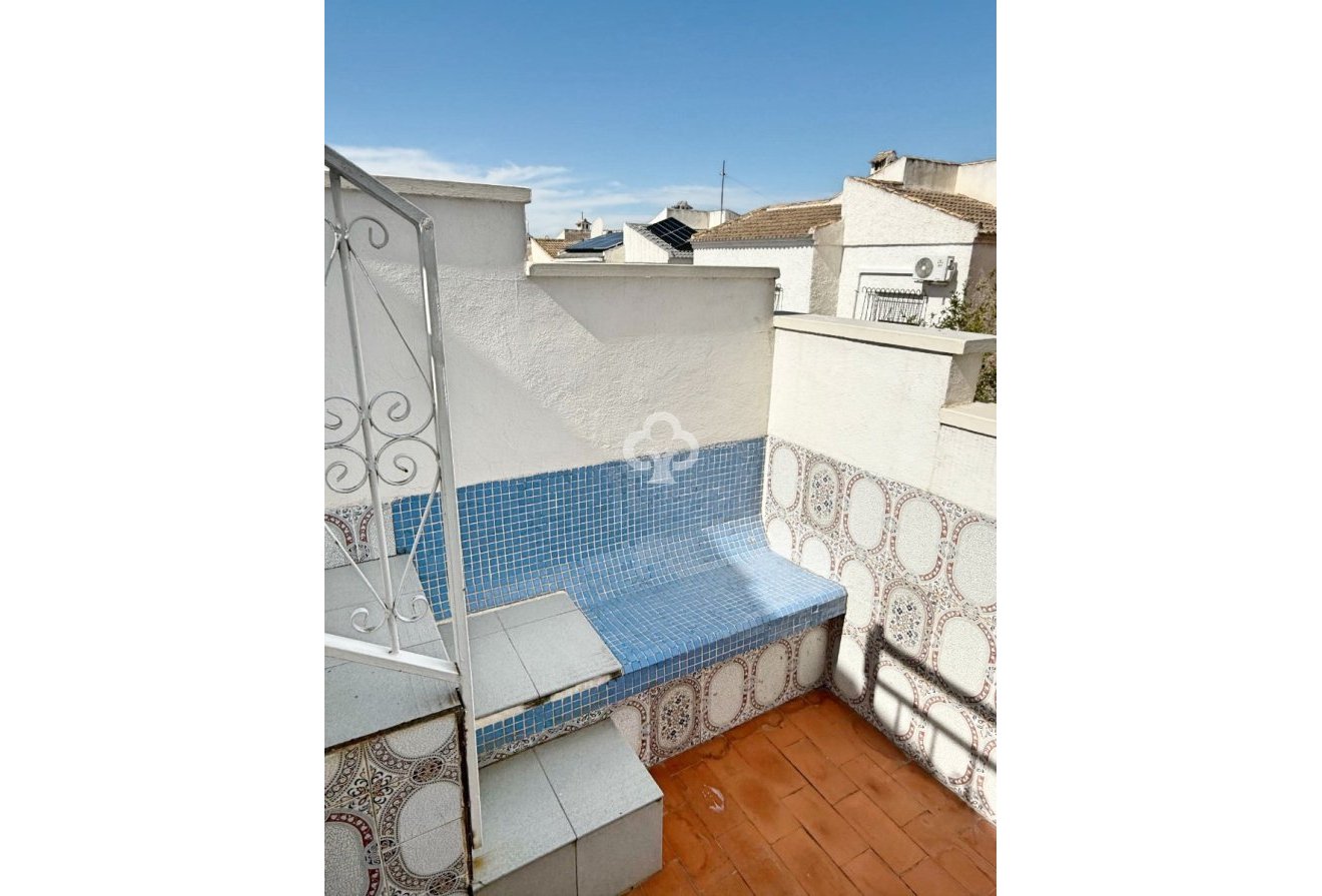 Resale - Detached villa -
Torrevieja - 03184