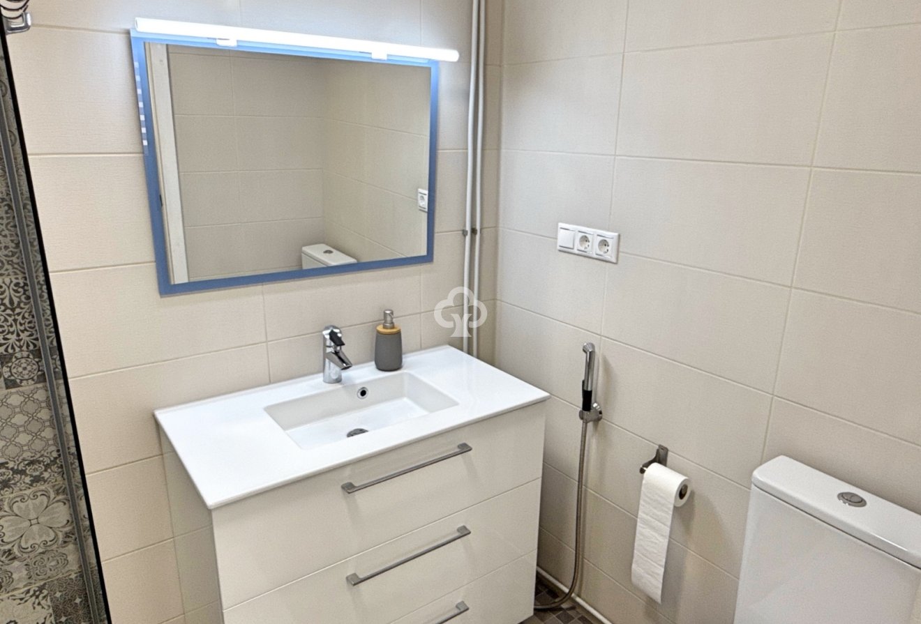 Wiederverkauf - Bungalow -
Torrevieja - Los balcones