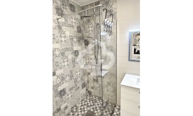 Wiederverkauf - Bungalow -
Torrevieja - Los balcones