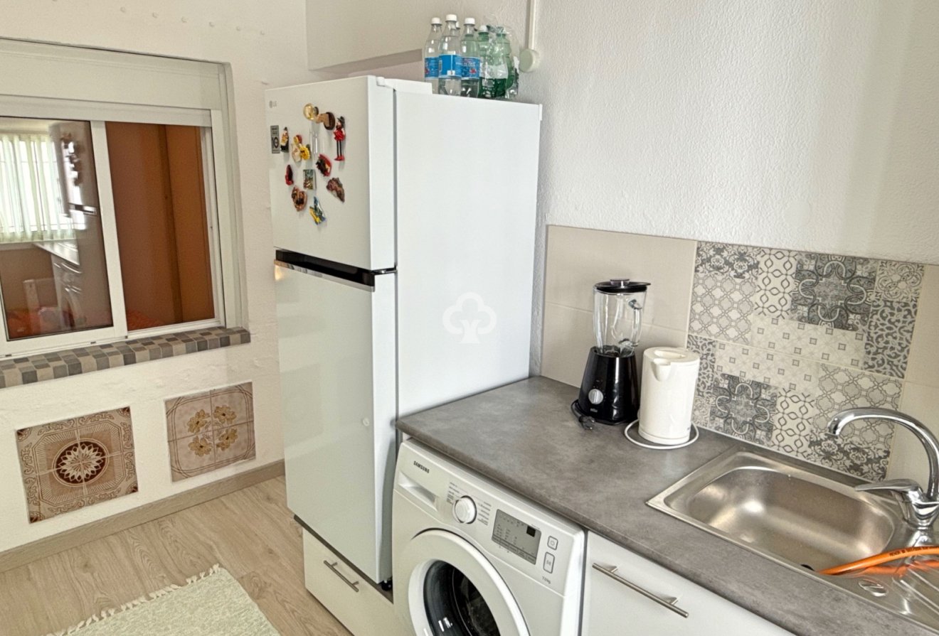 Wiederverkauf - Bungalow -
Torrevieja - Los balcones