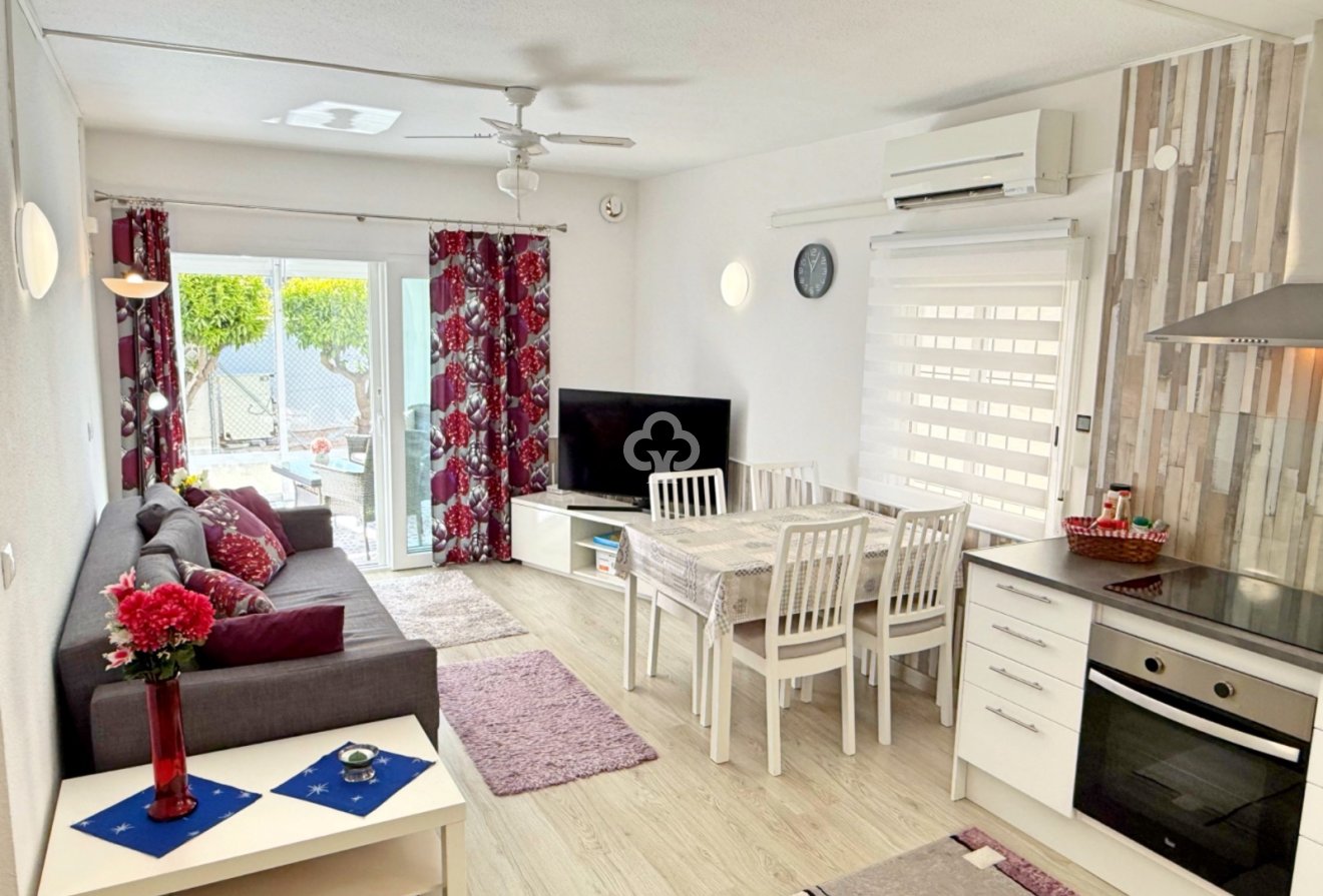 Wiederverkauf - Bungalow -
Torrevieja - Los balcones