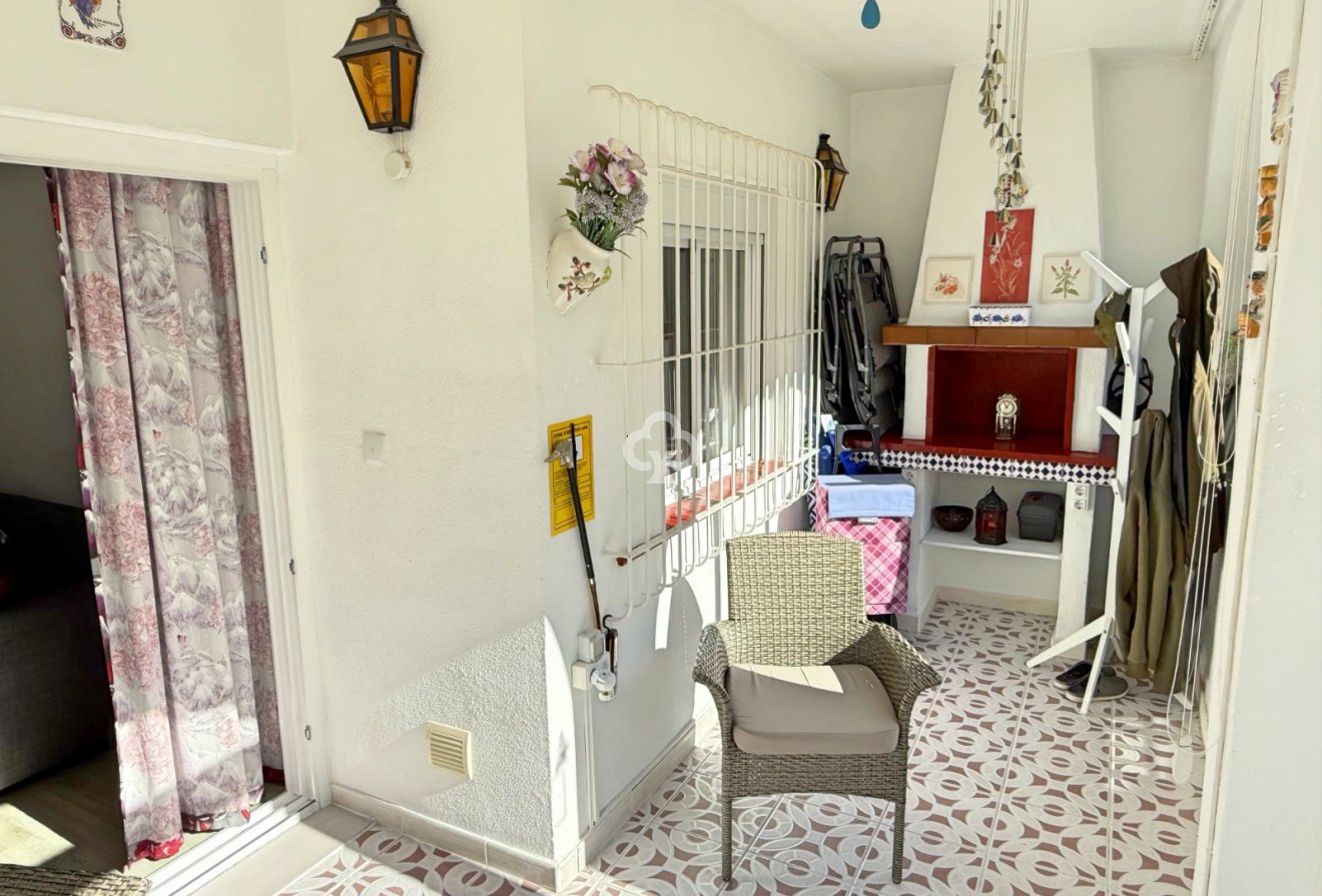 Wiederverkauf - Bungalow -
Torrevieja - Los balcones