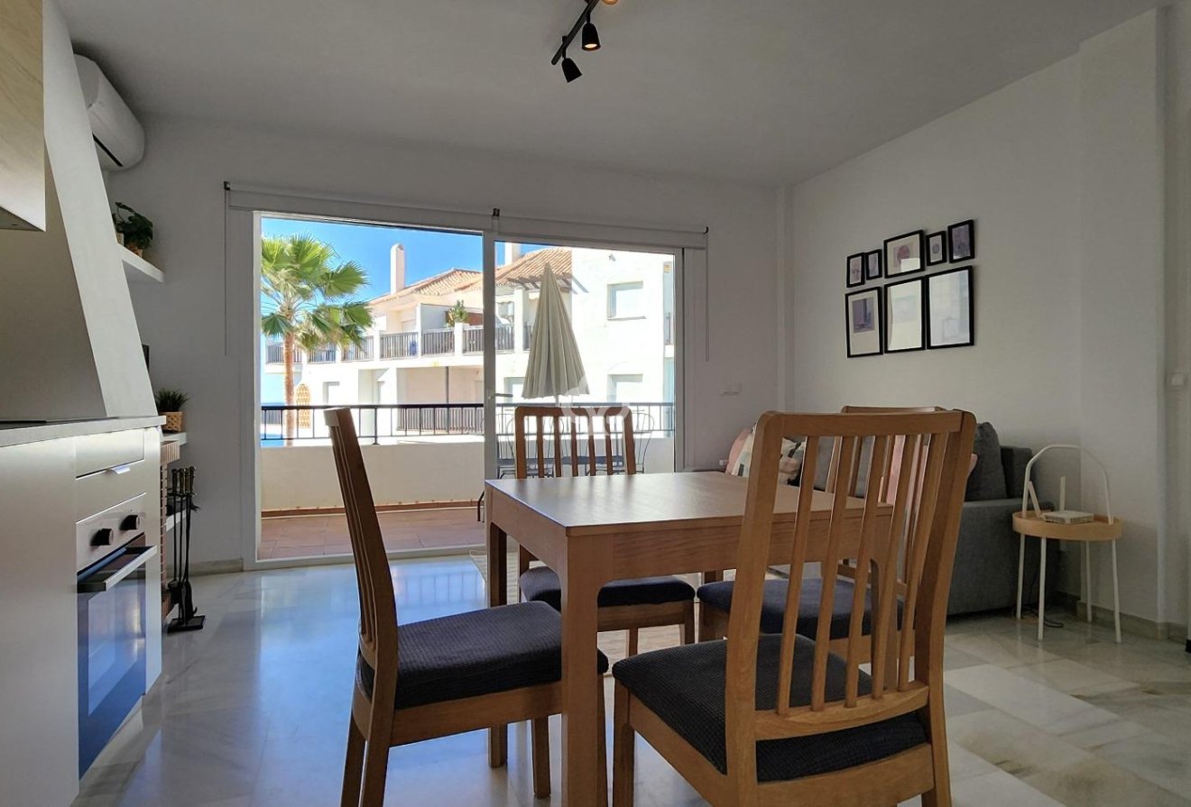 Jälleenmyynti - Huoneisto -
Mijas - Sitio de Calahonda