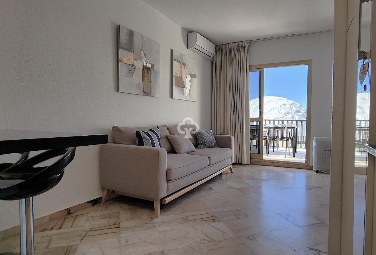 Wiederverkauf - Studie -
Mijas - Sitio de calahonda - atalaya