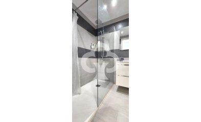 Wiederverkauf - Studie -
Mijas - Sitio de calahonda - atalaya