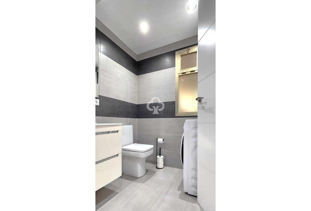 Wiederverkauf - Studie -
Mijas - Sitio de calahonda - atalaya