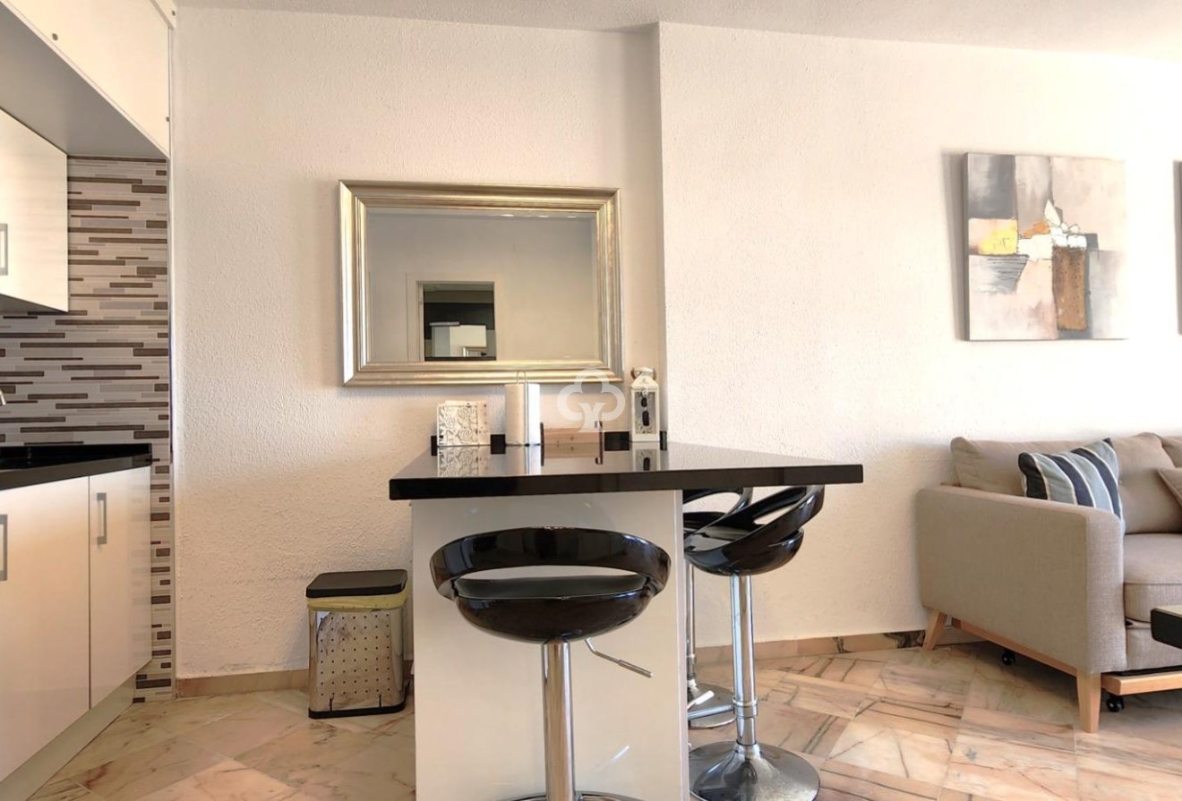 Wiederverkauf - Studie -
Mijas - Sitio de calahonda - atalaya