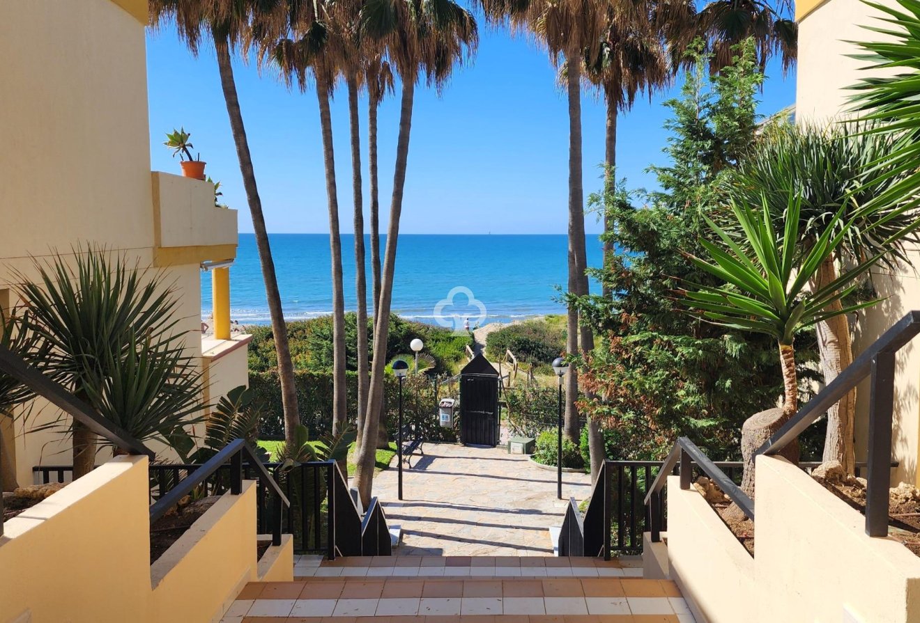 Wiederverkauf - Studie -
Mijas - Sitio de calahonda - atalaya