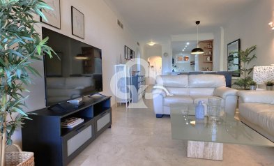 Wiederverkauf - Apartamento -
Elviria