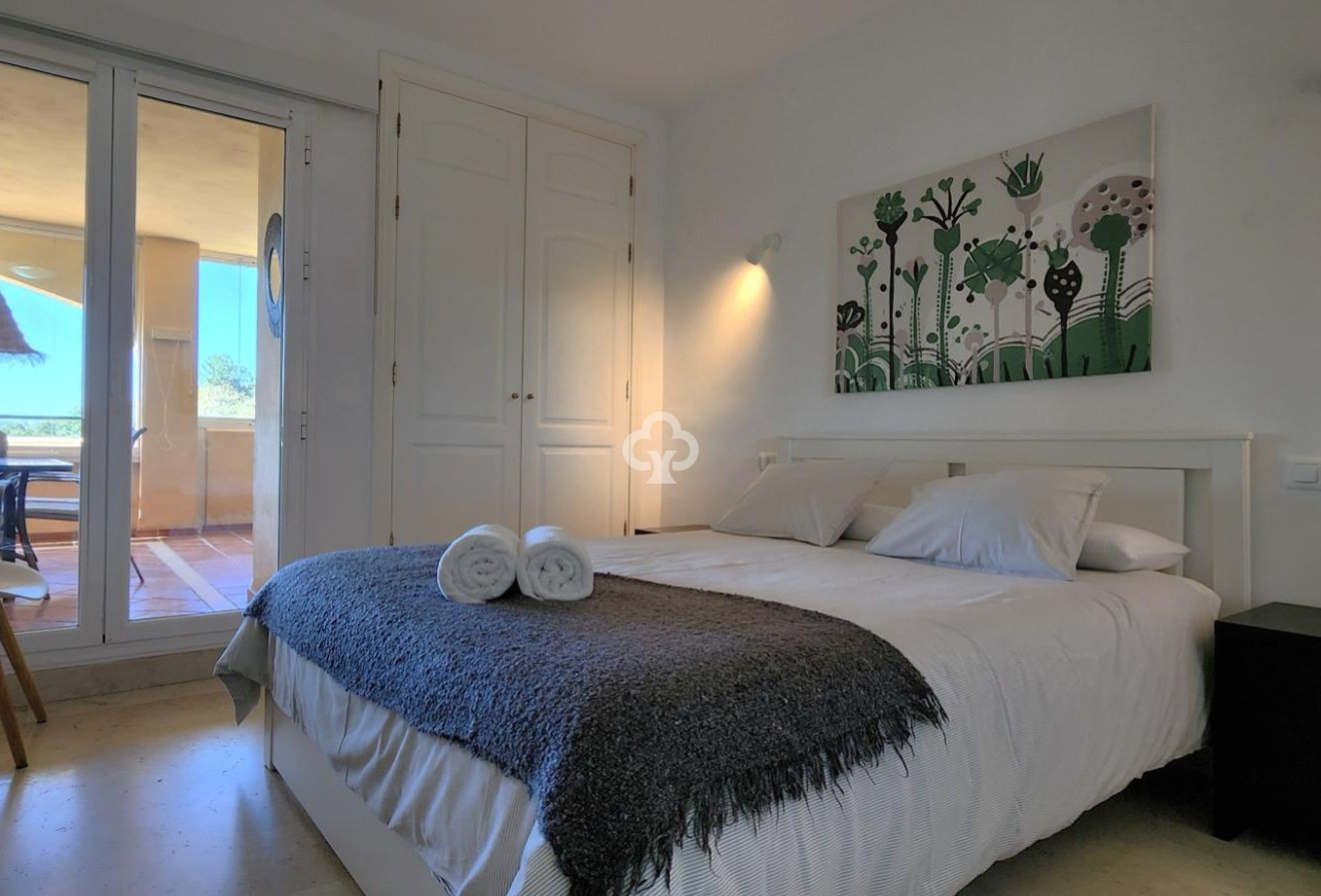 Wiederverkauf - Apartamento -
Elviria