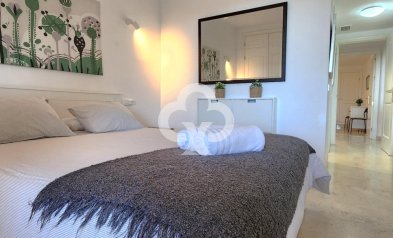 Wiederverkauf - Apartamento -
Elviria