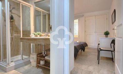 Wiederverkauf - Apartamento -
Elviria