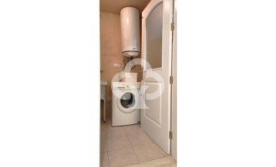 Wiederverkauf - Apartamento -
Elviria