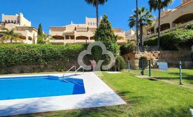 Wiederverkauf - Apartamento -
Elviria