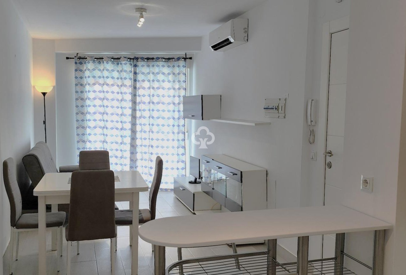 Pitkäaikainen vuokraus - Huoneisto -
Fuengirola - Puerto Deportivo