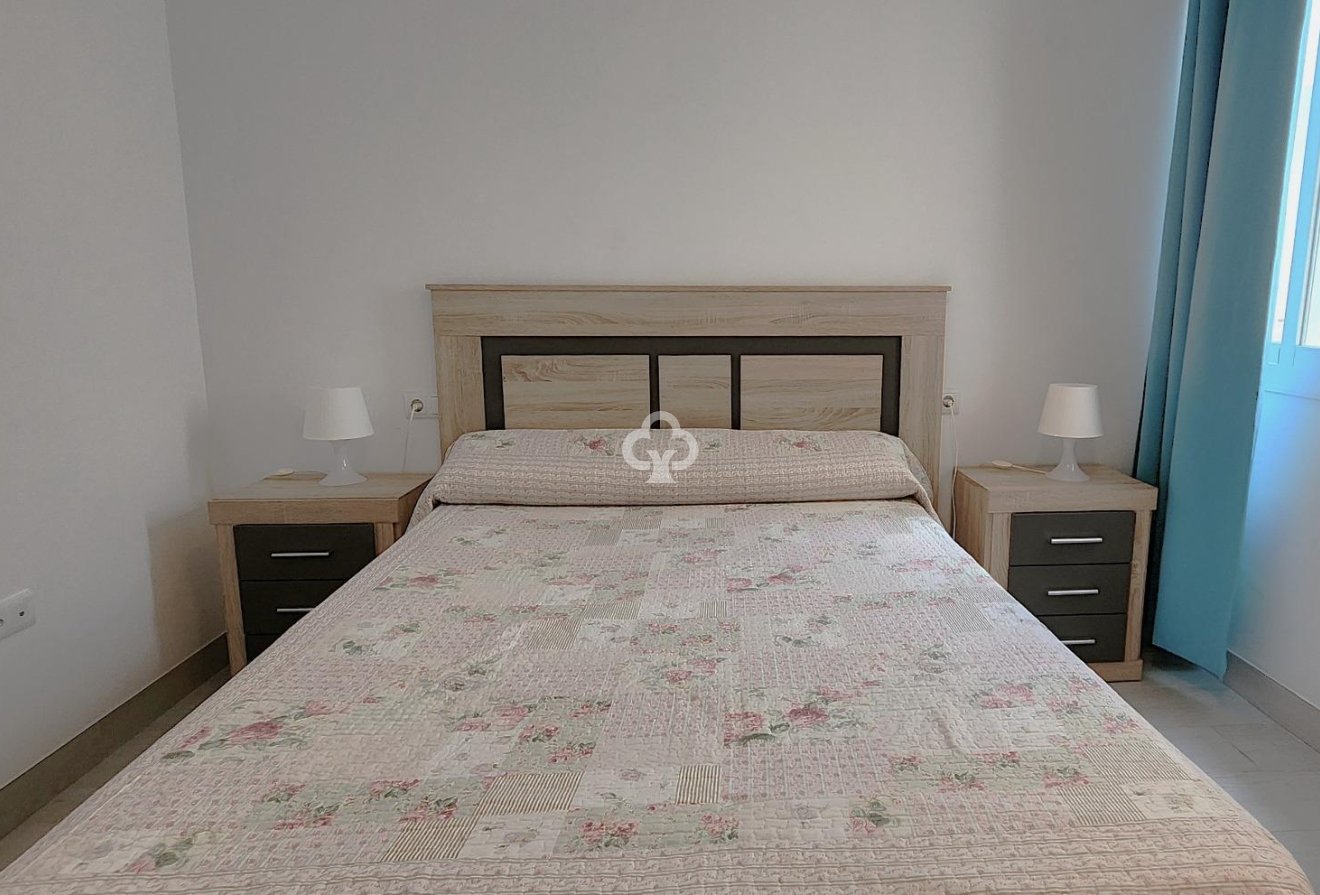 Pitkäaikainen vuokraus - Huoneisto -
Fuengirola - Puerto Deportivo