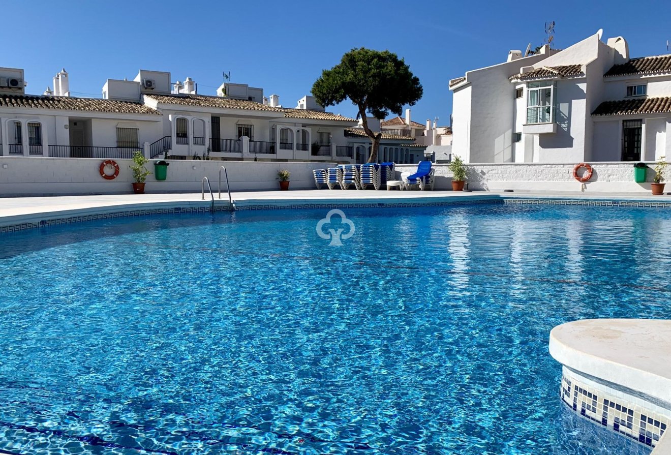 Jälleenmyynti - Huoneisto -
Mijas - Sitio de calahonda - atalaya