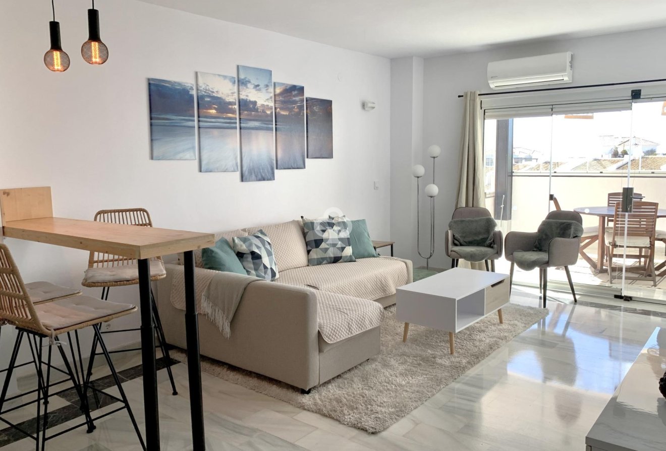 Jälleenmyynti - Huoneisto -
Mijas - Sitio de calahonda - atalaya