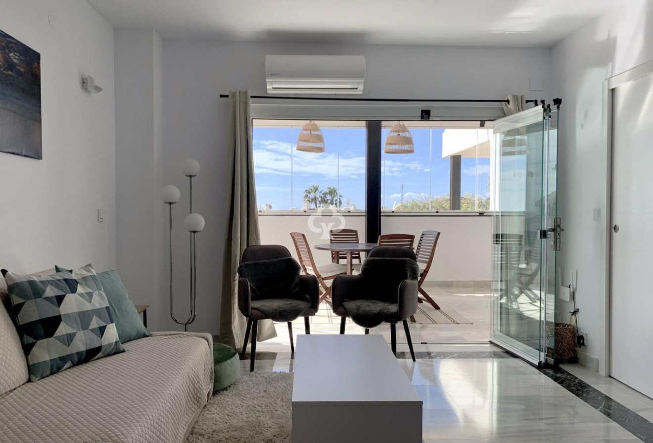 Jälleenmyynti - Huoneisto -
Mijas - Sitio de calahonda - atalaya