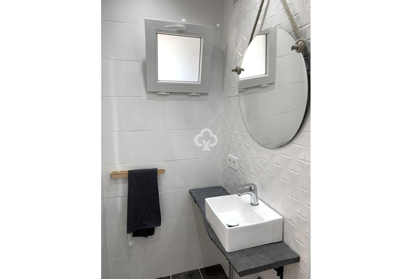 Jälleenmyynti - Huoneisto -
Mijas - Sitio de calahonda - atalaya