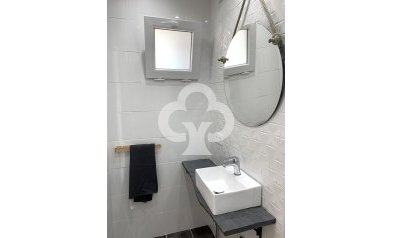 Jälleenmyynti - Huoneisto -
Mijas - Sitio de calahonda - atalaya