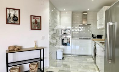 Jälleenmyynti - Huoneisto -
Mijas - Sitio de calahonda - atalaya