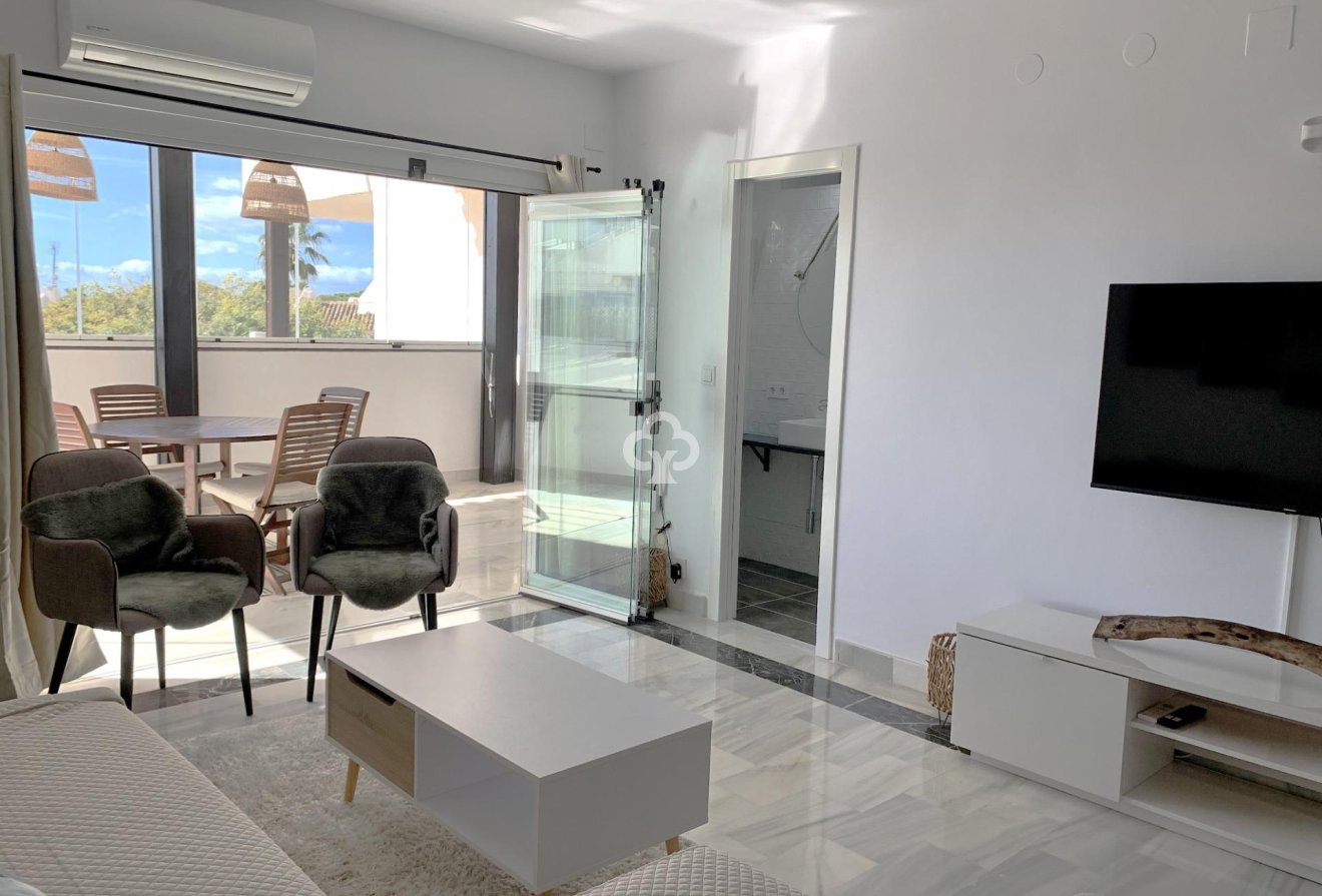 Jälleenmyynti - Huoneisto -
Mijas - Sitio de calahonda - atalaya