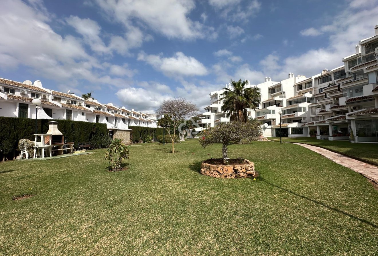 Jälleenmyynti - Huoneisto -
Mijas - Sitio de calahonda - atalaya