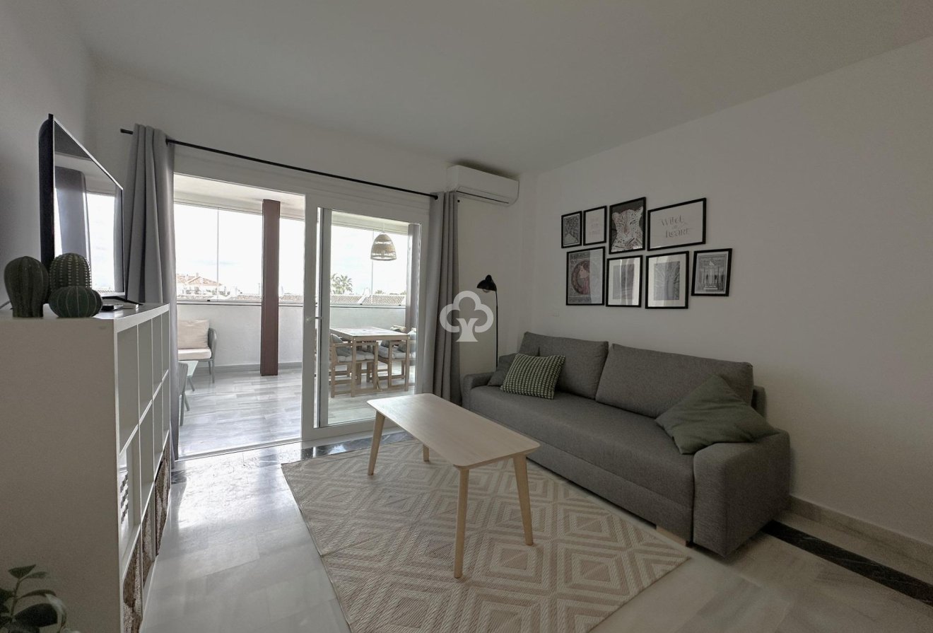 Jälleenmyynti - Huoneisto -
Mijas - Sitio de calahonda - atalaya