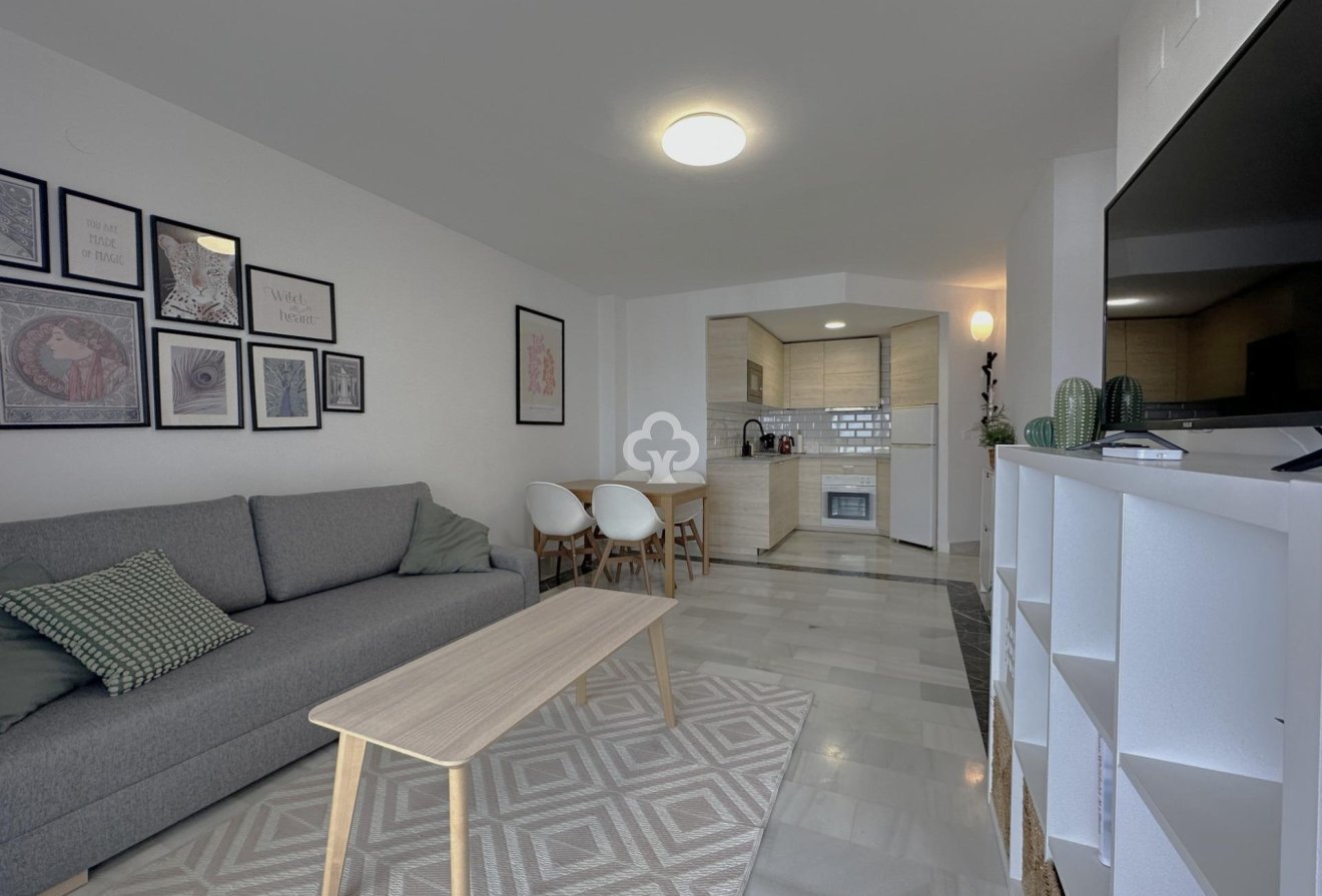 Jälleenmyynti - Huoneisto -
Mijas - Sitio de calahonda - atalaya