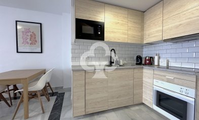 Jälleenmyynti - Huoneisto -
Mijas - Sitio de calahonda - atalaya