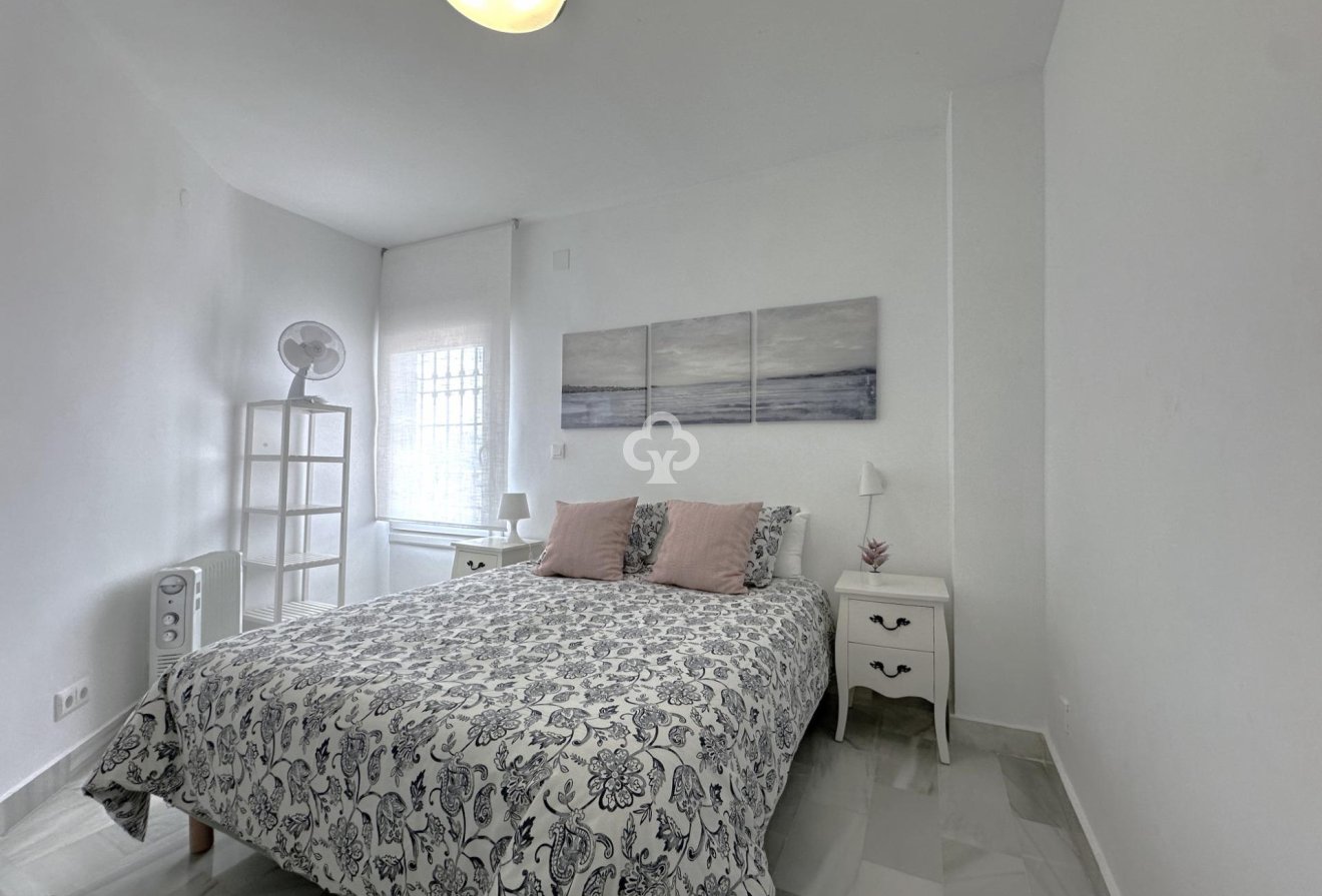 Jälleenmyynti - Huoneisto -
Mijas - Sitio de calahonda - atalaya