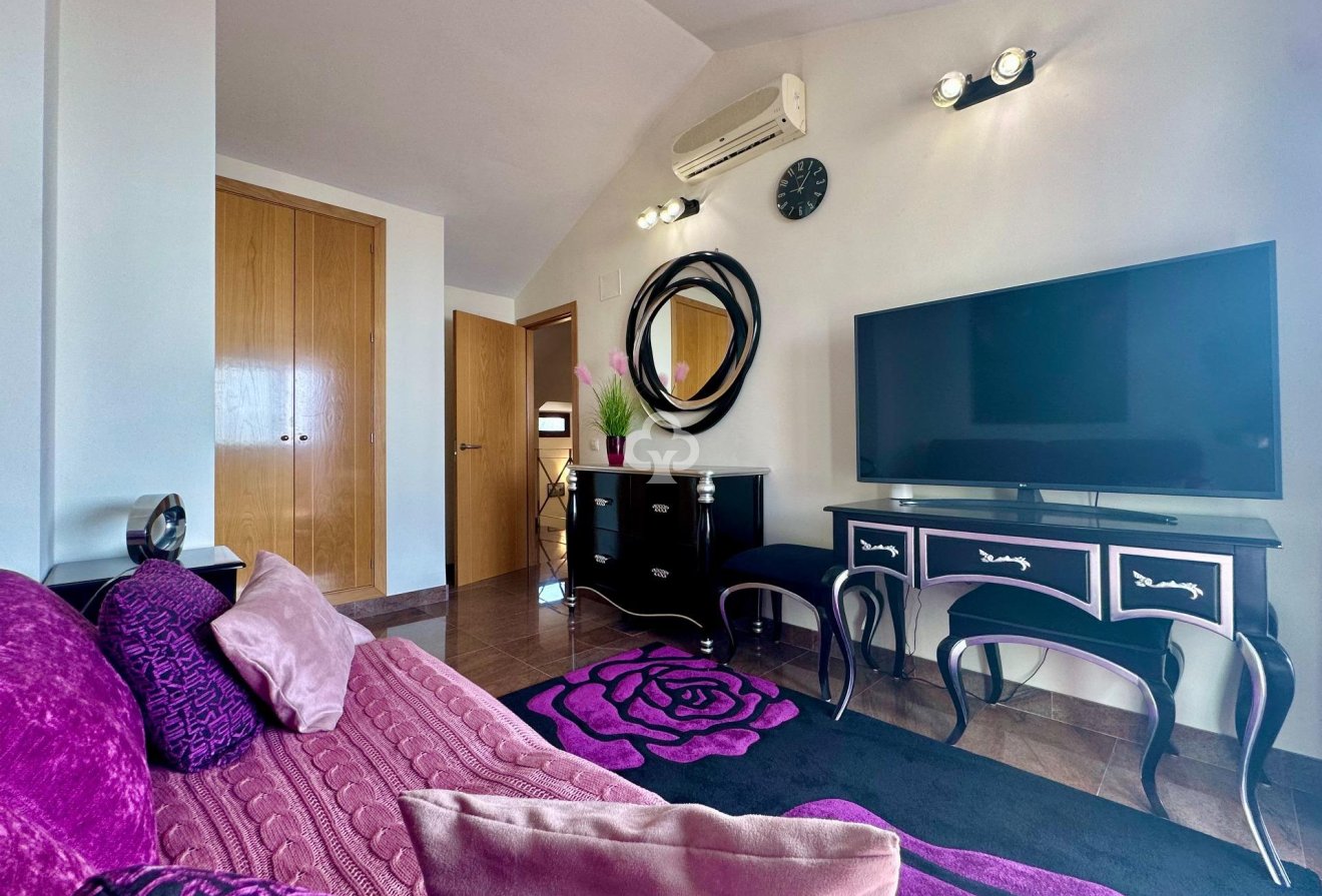 Resale - Ático Dúplex -
Fuengirola - Carvajal