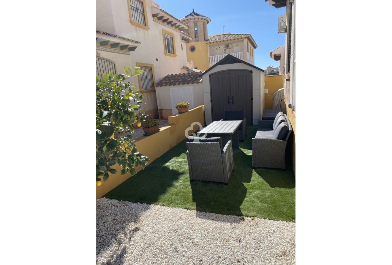 Wiederverkauf - Adosados -
Orihuela Costa - Cabo roig - La Zenia