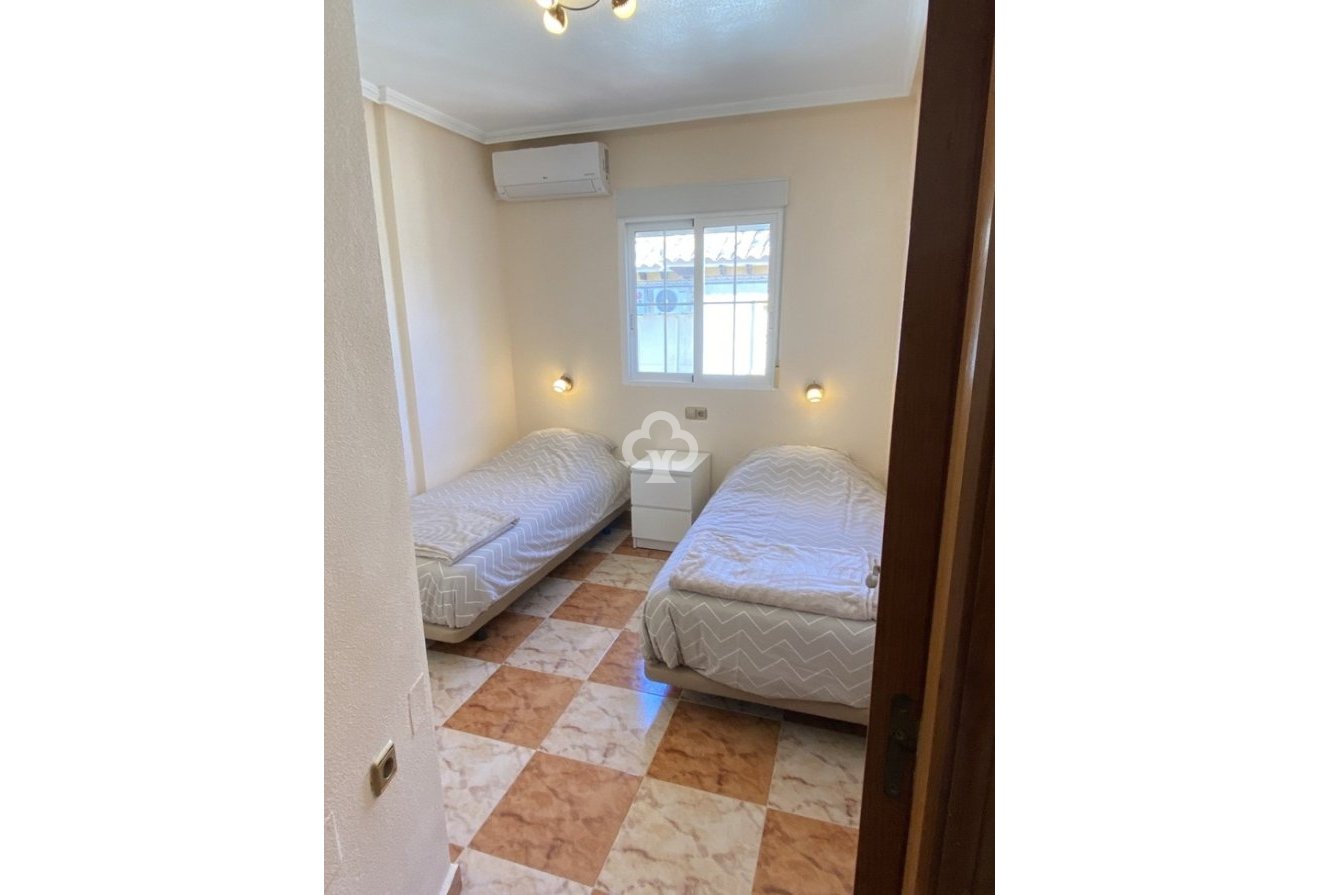 Wiederverkauf - Adosados -
Orihuela Costa - Cabo roig - La Zenia
