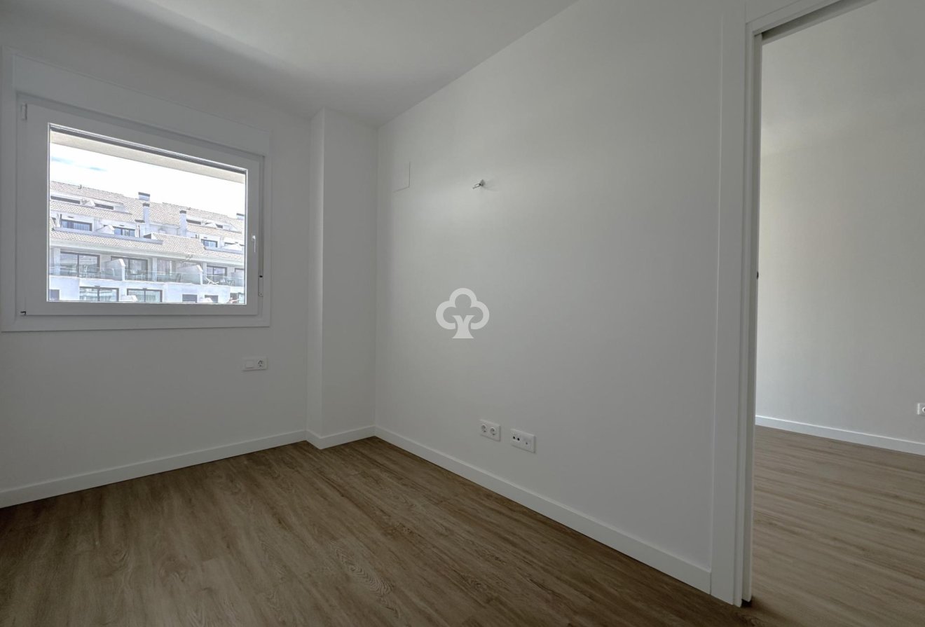 Wiederverkauf - Apartamento -
Fuengirola - Torreblanca del Sol