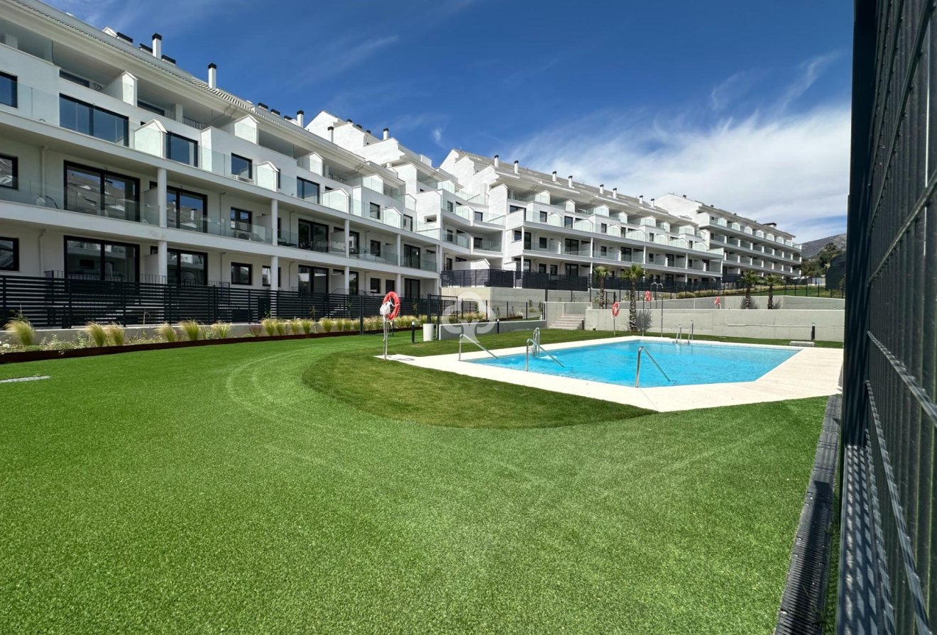 Wiederverkauf - Apartamento -
Fuengirola - Torreblanca del Sol