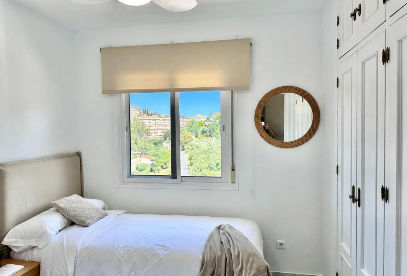Jälleenmyynti - Huoneisto -
Fuengirola - Los Pacos
