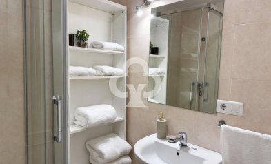 Jälleenmyynti - Huoneisto -
Fuengirola - Los Pacos
