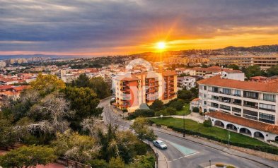 Jälleenmyynti - Huoneisto -
Fuengirola - Los Pacos
