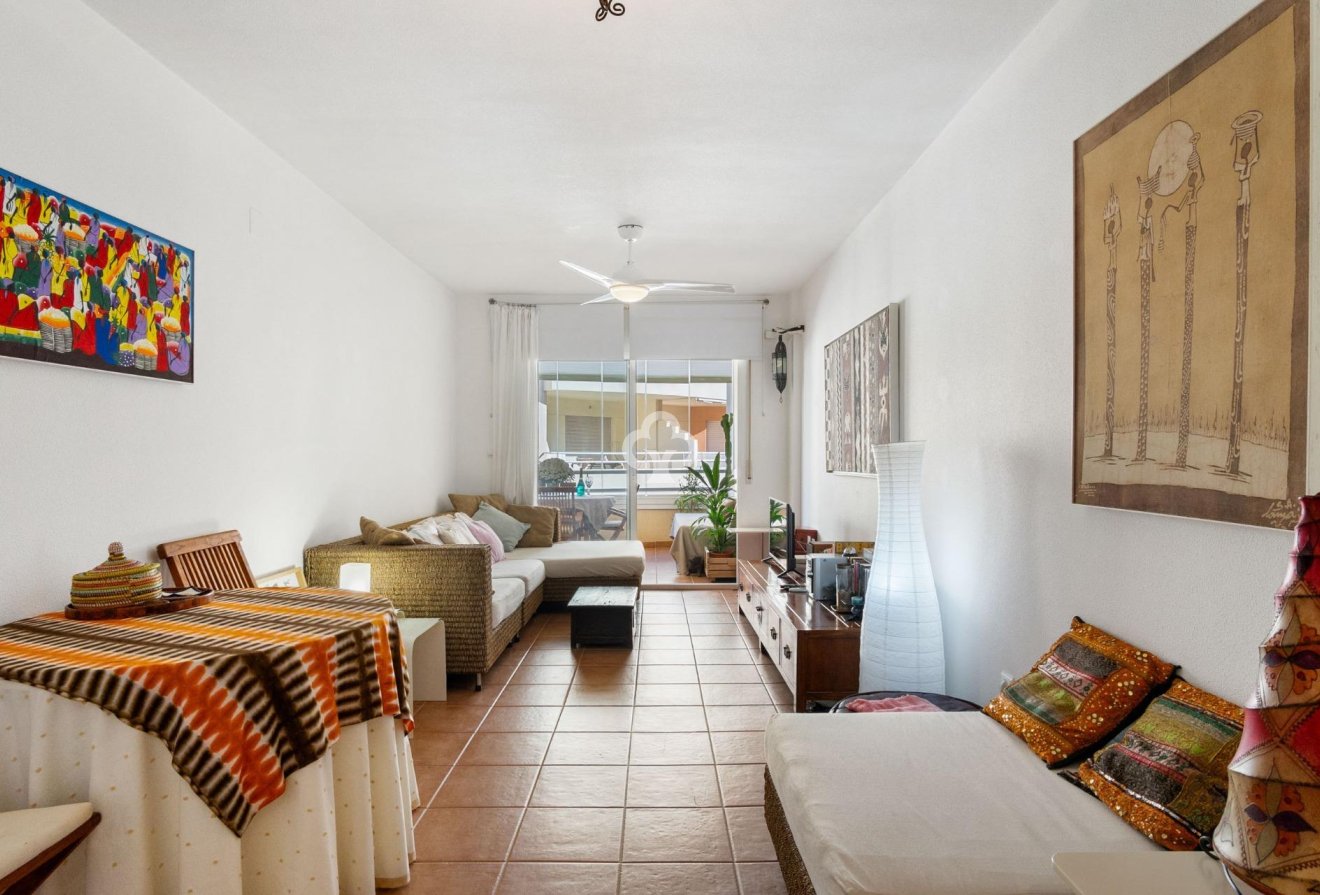 Resale - Apartment -
Dehesa de campoamor - Campoamor