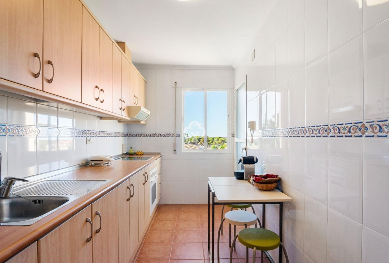 Resale - Apartment -
Dehesa de campoamor - Campoamor