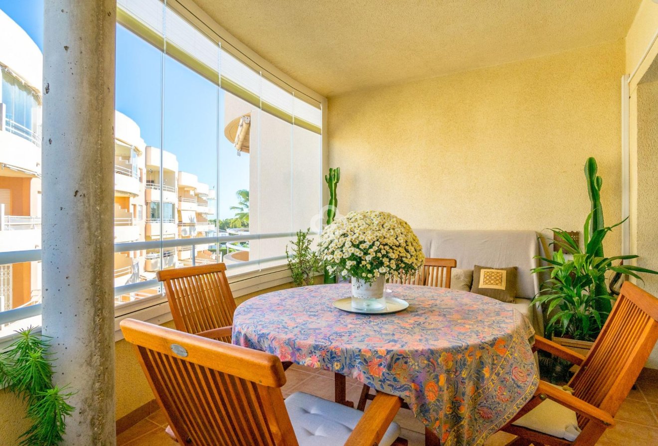 Resale - Apartment -
Dehesa de campoamor - Campoamor