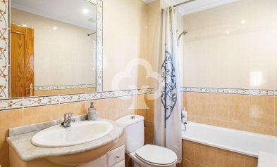 Resale - Apartment -
Dehesa de campoamor - Campoamor