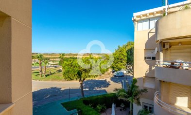 Resale - Apartment -
Dehesa de campoamor - Campoamor