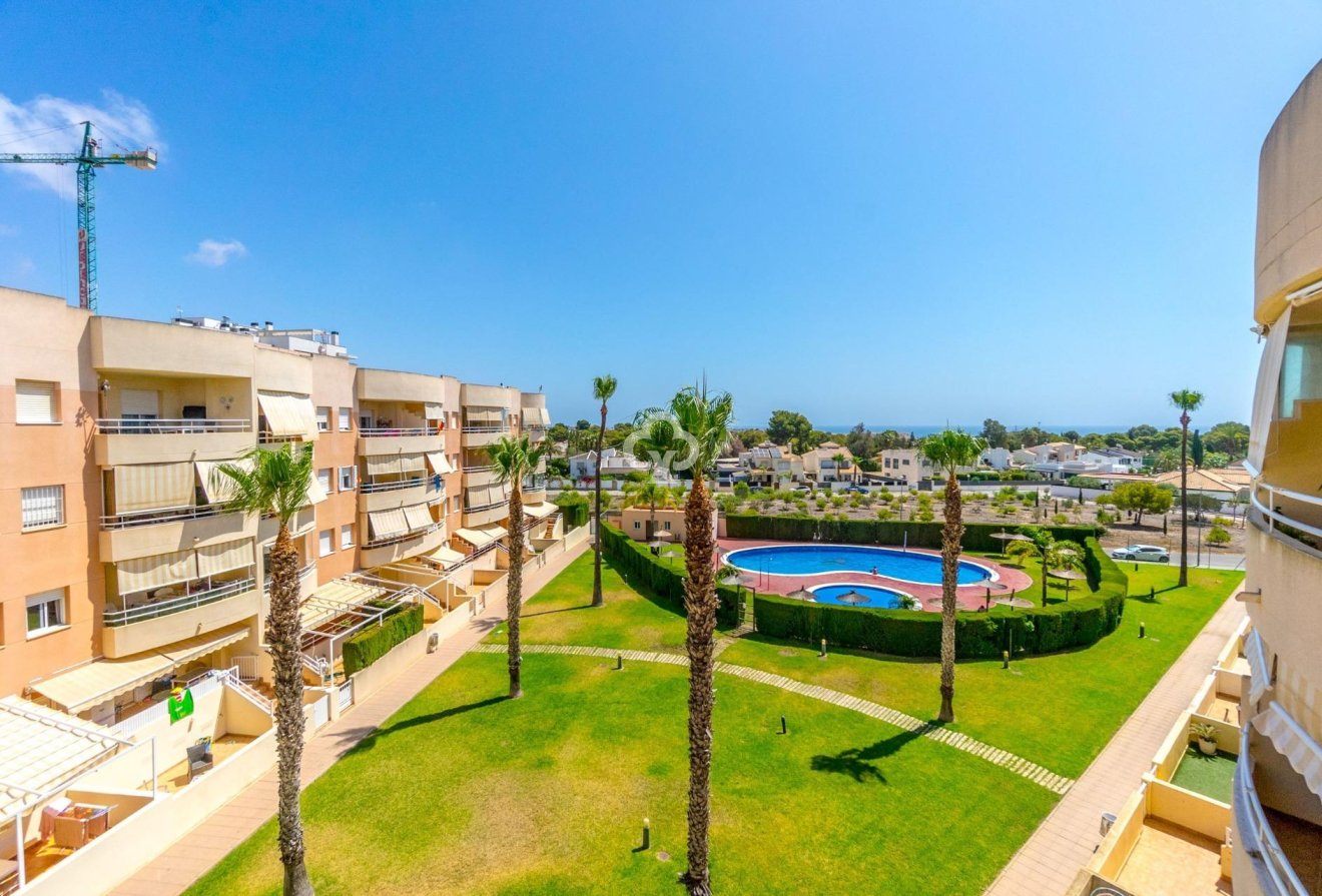 Resale - Apartment -
Dehesa de campoamor - Campoamor