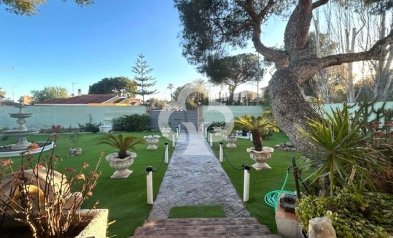 Resale - Villa -
Dehesa de campoamor - Campoamor