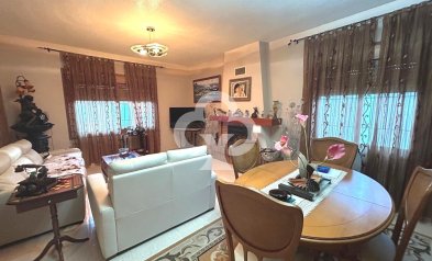 Resale - Villa -
Dehesa de campoamor - Campoamor