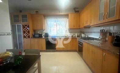 Resale - Villa -
Dehesa de campoamor - Campoamor