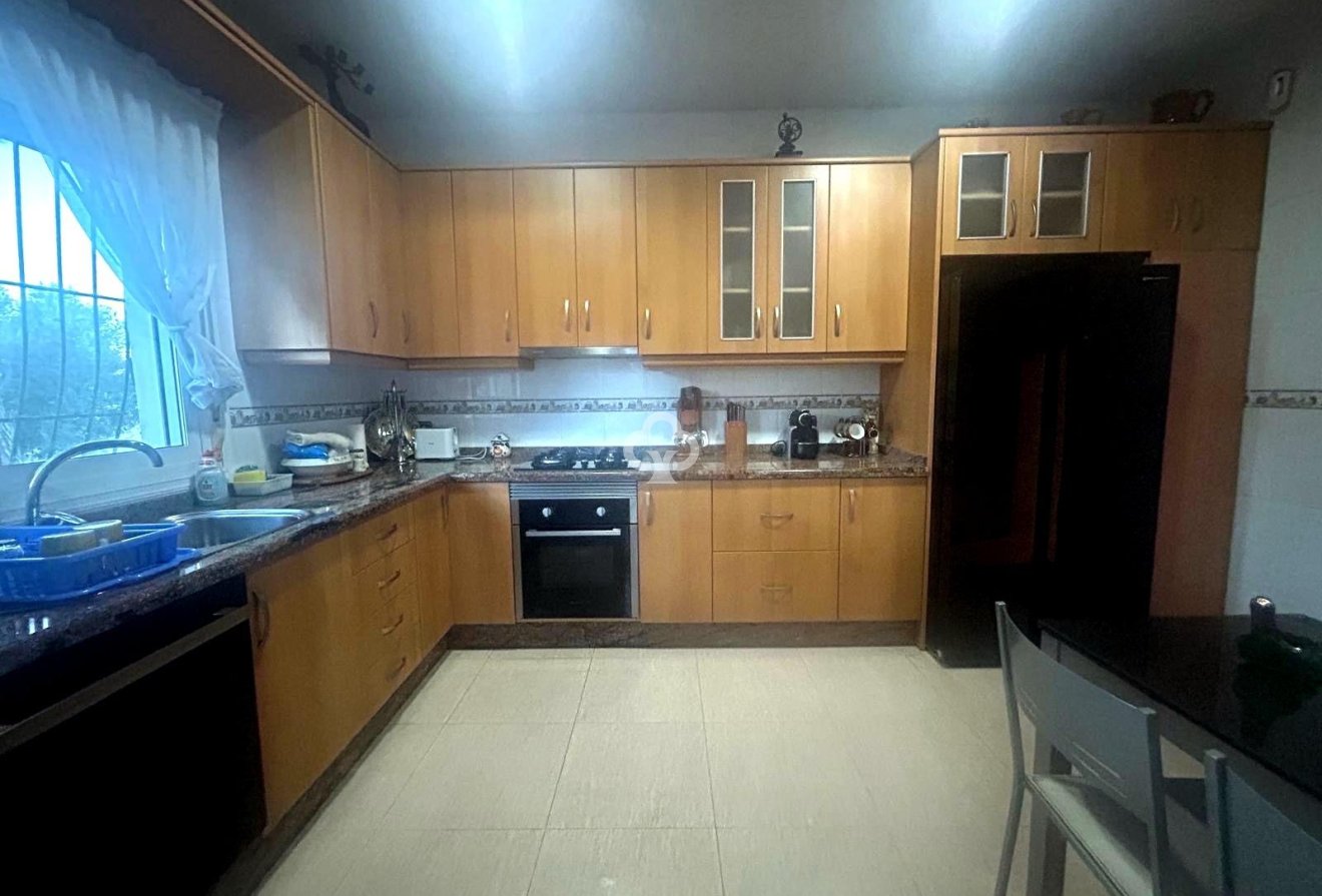 Resale - Villa -
Dehesa de campoamor - Campoamor